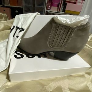 Schutz Jacqueline booties
